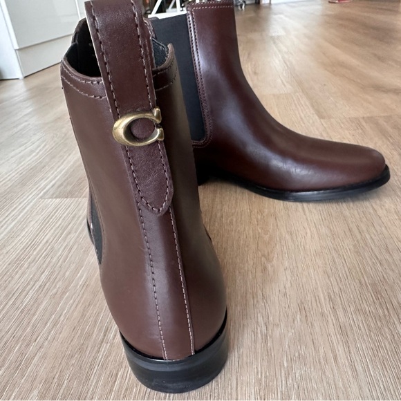 Coach boots - Picture 2 of 5